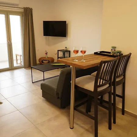 House Of Harmony Luxe Maria Adults Only Apartment
